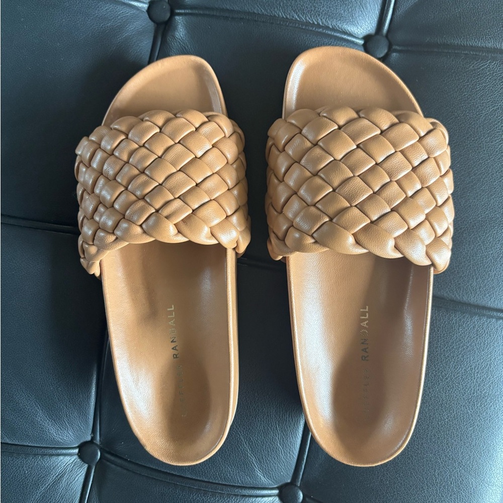 LOEFFLER RANDALL CAMEL TAN LEATHER "SONNIE" SLIDES Women’s Size 6
